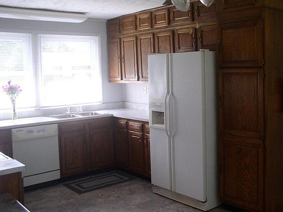 3rd image of 3315 Willow Way