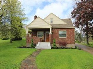 345 Ewing Rd, Carnegie, PA 15106