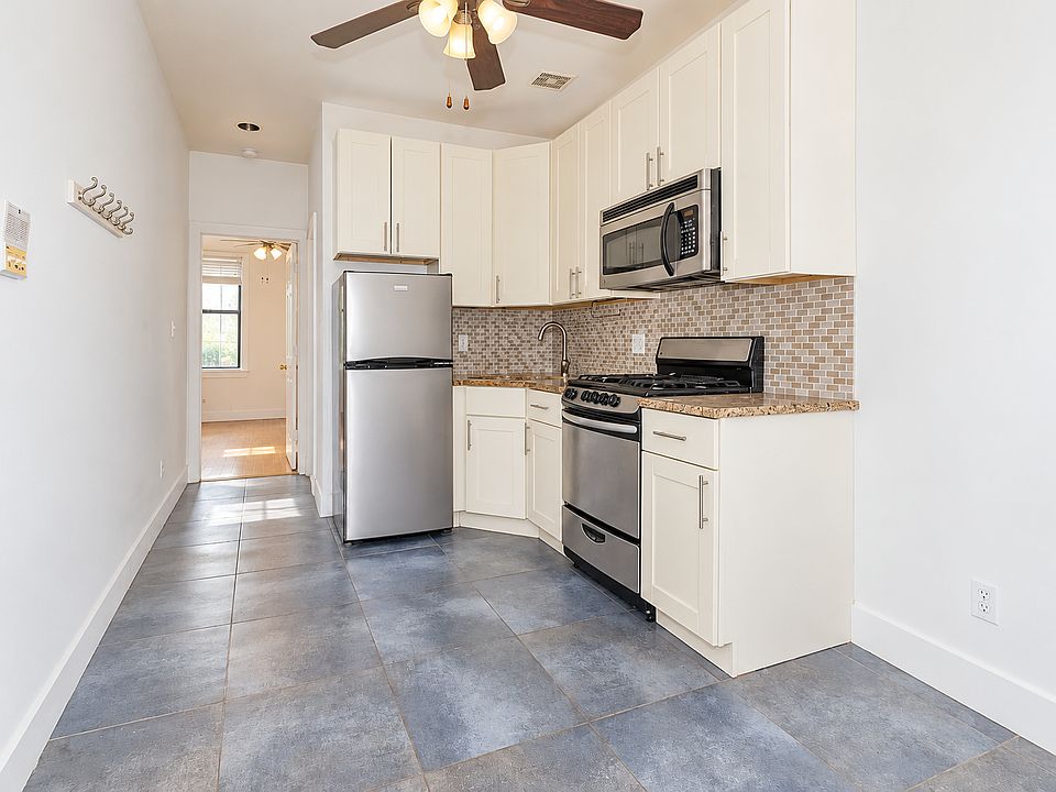 1st image of 290 Harman St APT 2LR