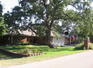 9 Tanyard Rd, Morgans Pt Resort, TX 76513