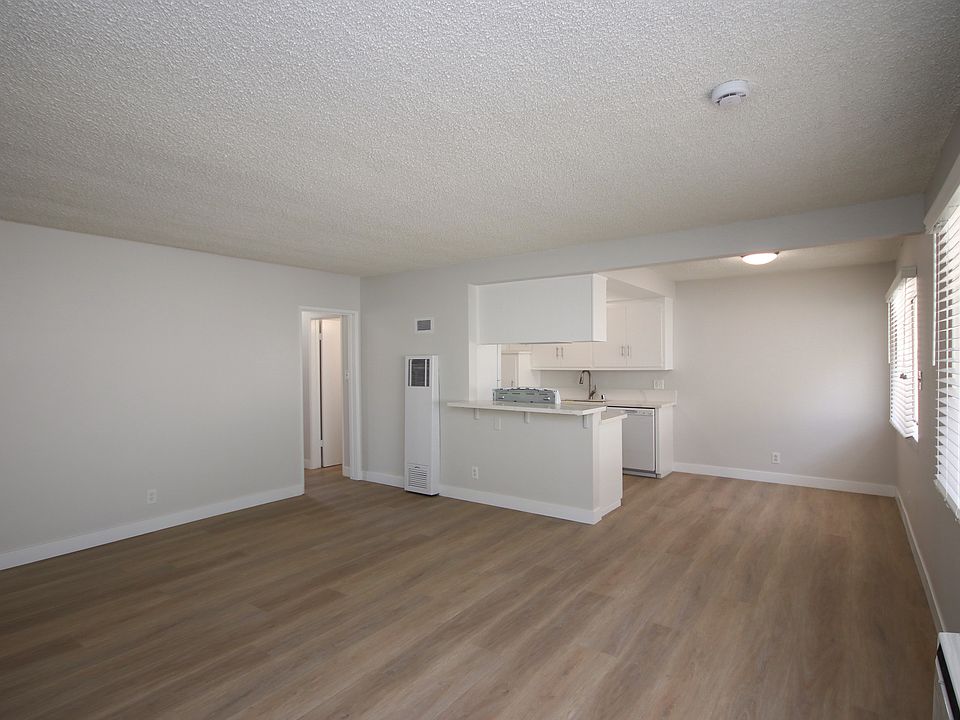 1st image of 2505 W Grand Ave APT F
