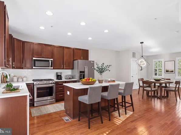 422 Virginia Ave, Towson, MD 21286