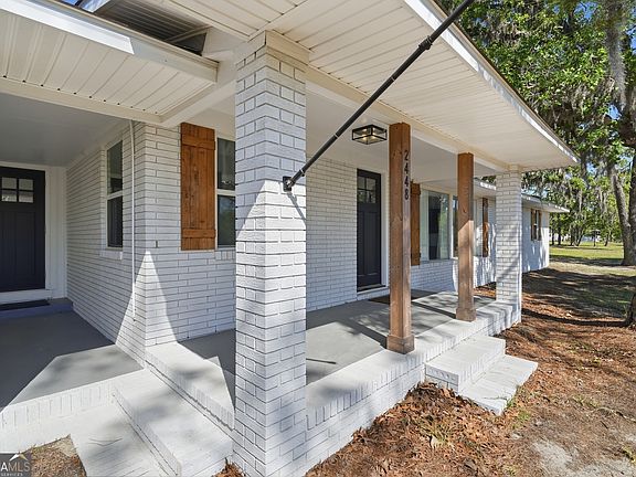 3rd image of 2448 Ware St