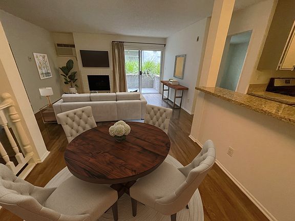 5th image of 1410 Wellesley Ave APT 107