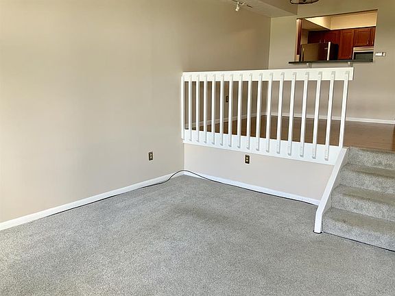 5th image of 544 Tusculum Ave