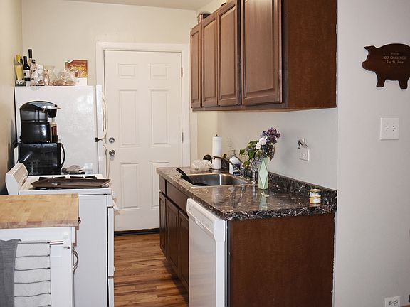 4th image of 837-39 W Cornelia Ave #37.5-10S