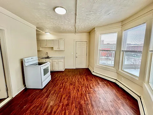 69 Lincoln St #15 Photo 1