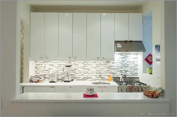 Sold by Bank Neary | media 17