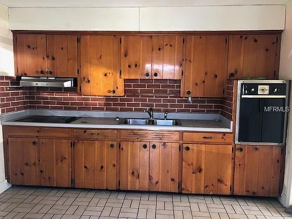 4th image of 6006 N 16th St