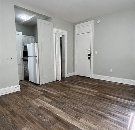 2nd image of 102 Menores Ave