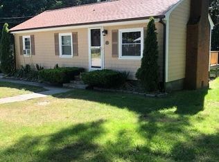 23 W Scenic View Dr, Johnston, RI 02919