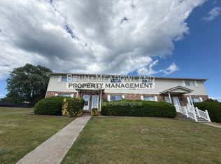 3708 Moss Ln APT B, Louisville, TN 37777