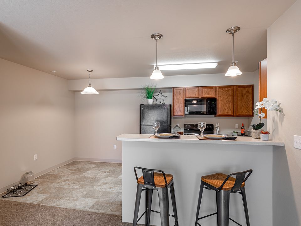 1st image of 15913 E 4th Ave APT B304