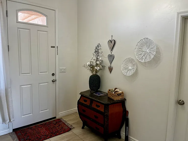 2246 Calle Palo Parado — Photo 16