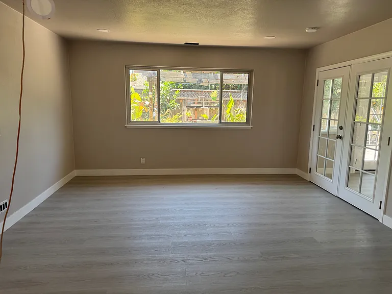 1579 Willowdale Dr — Photo 15