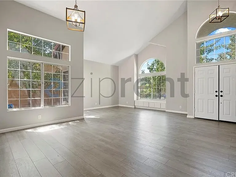 1802 Bradcliff Way — Photo 26