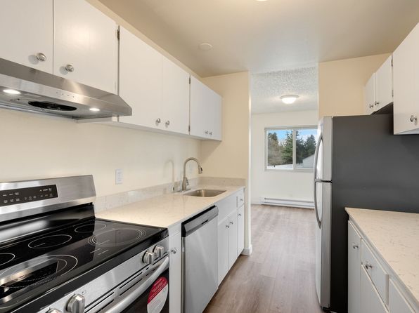 3119 & 3201 W Commodore Way #2F