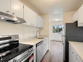 Classic Apartments in Magnolia close to The Locks