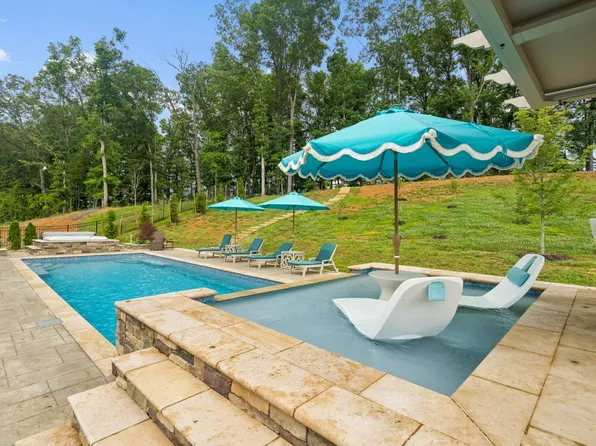 7327 Buckhorn Ct, Fairview, TN 37062