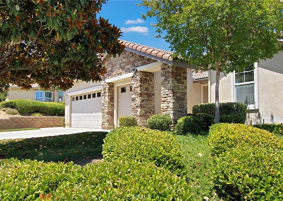 1st image of 29098 Parkhill Ct