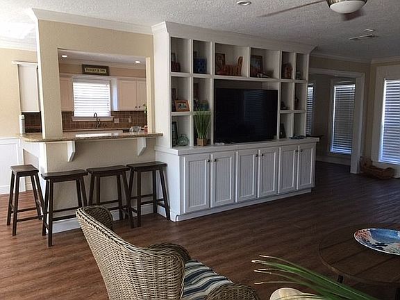 5th image of 15034 Brookpoint Dr