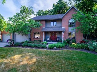 618 Rustic Trl, Dayton, OH 45434