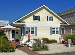 103 E 28th St, Ship Bottom, NJ 08008