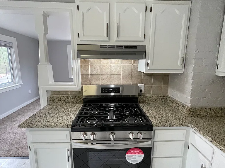 2404 S 18th St #2 — Photo 5