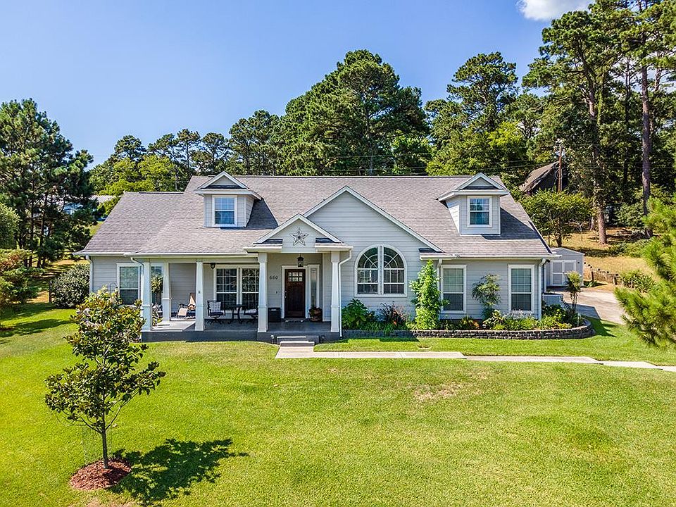 1st image of 660 Caney Creek Dr