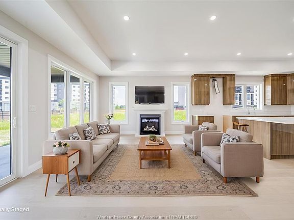 5th image of 4519 Valerio Cres