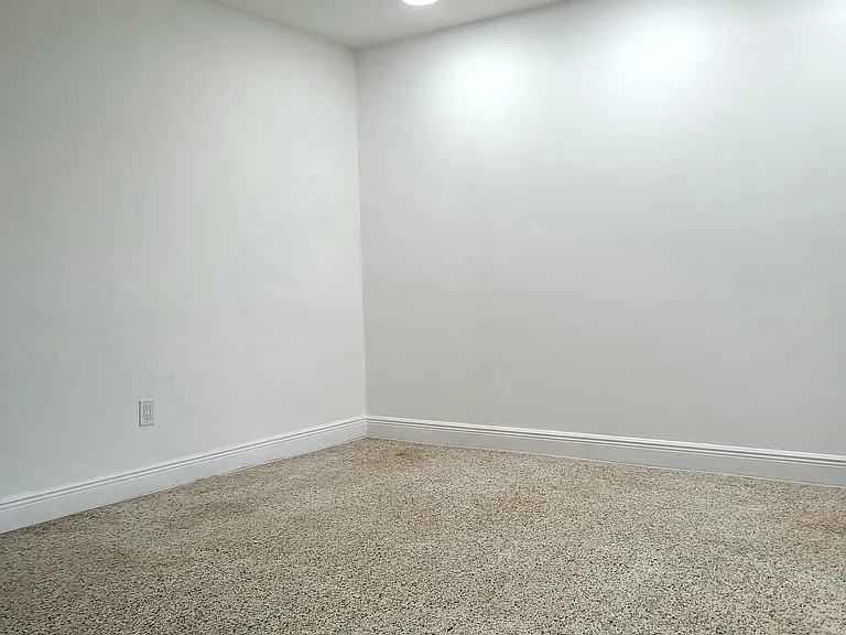10472 SW 46th St — Photo 14