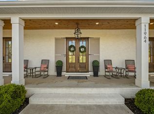 11964 Long Acres Dr, Bentonville, AR 72713