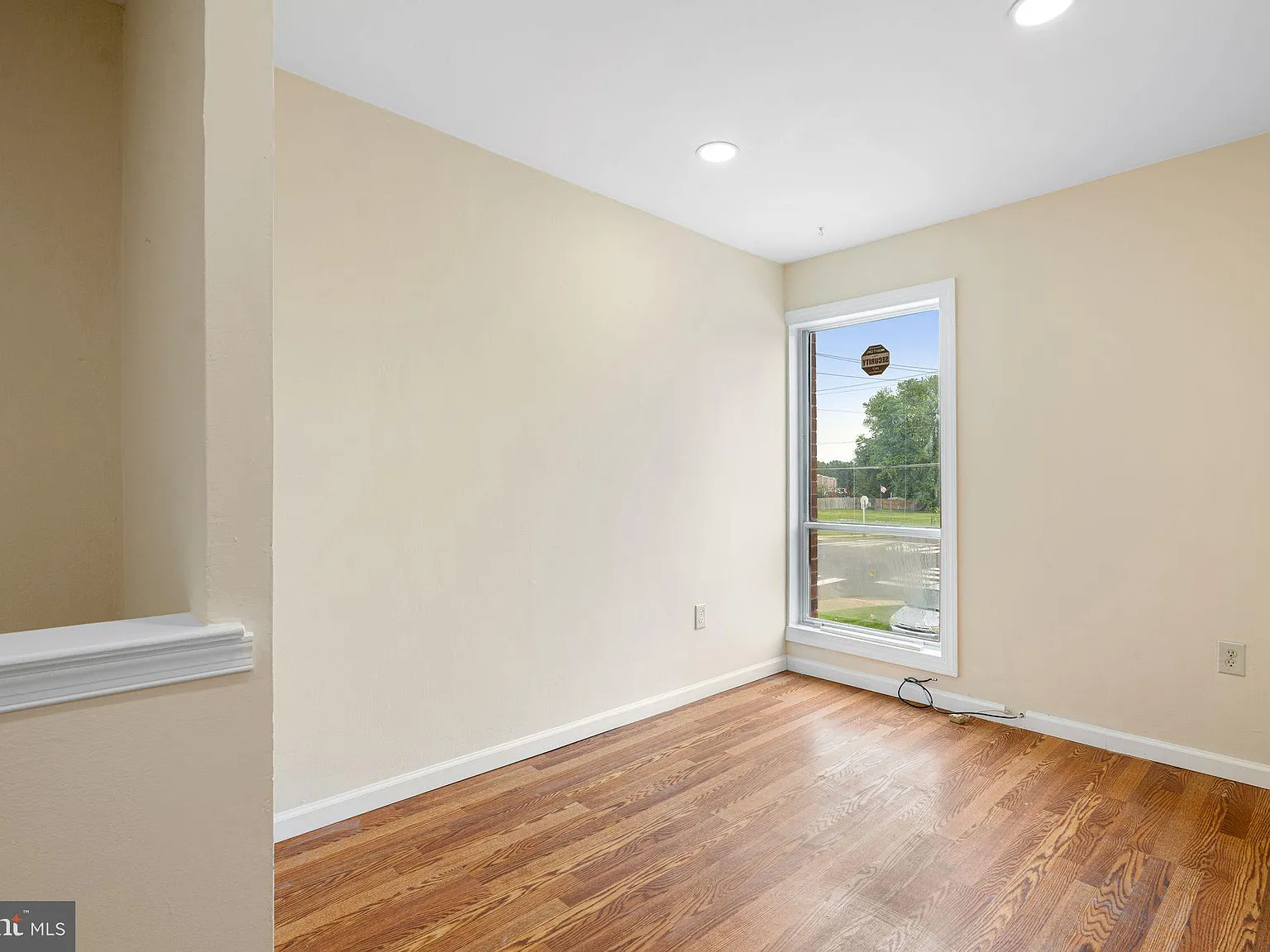 2 bed, 1116 sqft, $1,800 — Photo 3