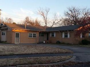1424 Melody Ln, Pawhuska, OK 74056