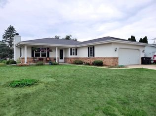 3903 Elaines Way, Slinger, WI 53086
