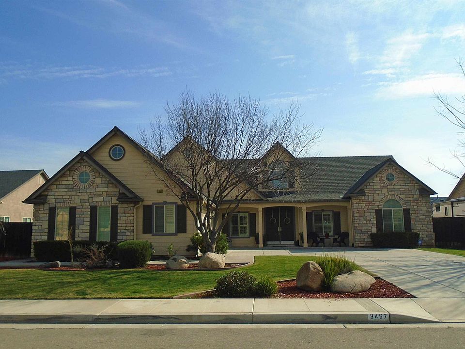 1st image of 3457 N Chaparral Ct