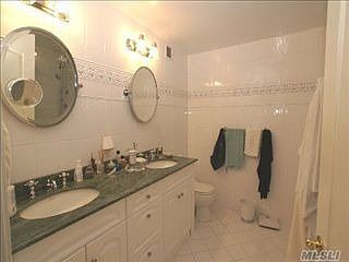 5th image of 26 W Broadway Blvd #404