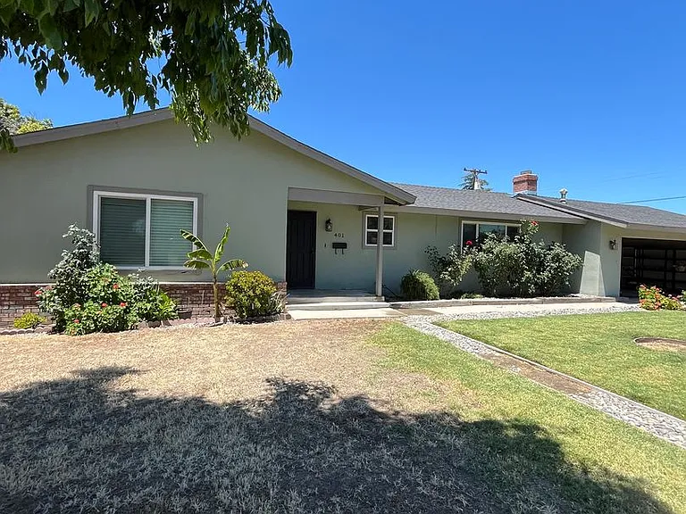 401 N Santa Ana St — Photo 23