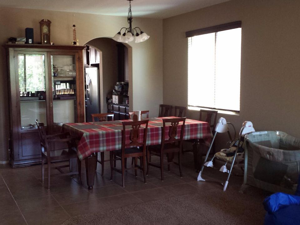 1st image of 17556 W Larkspur Dr