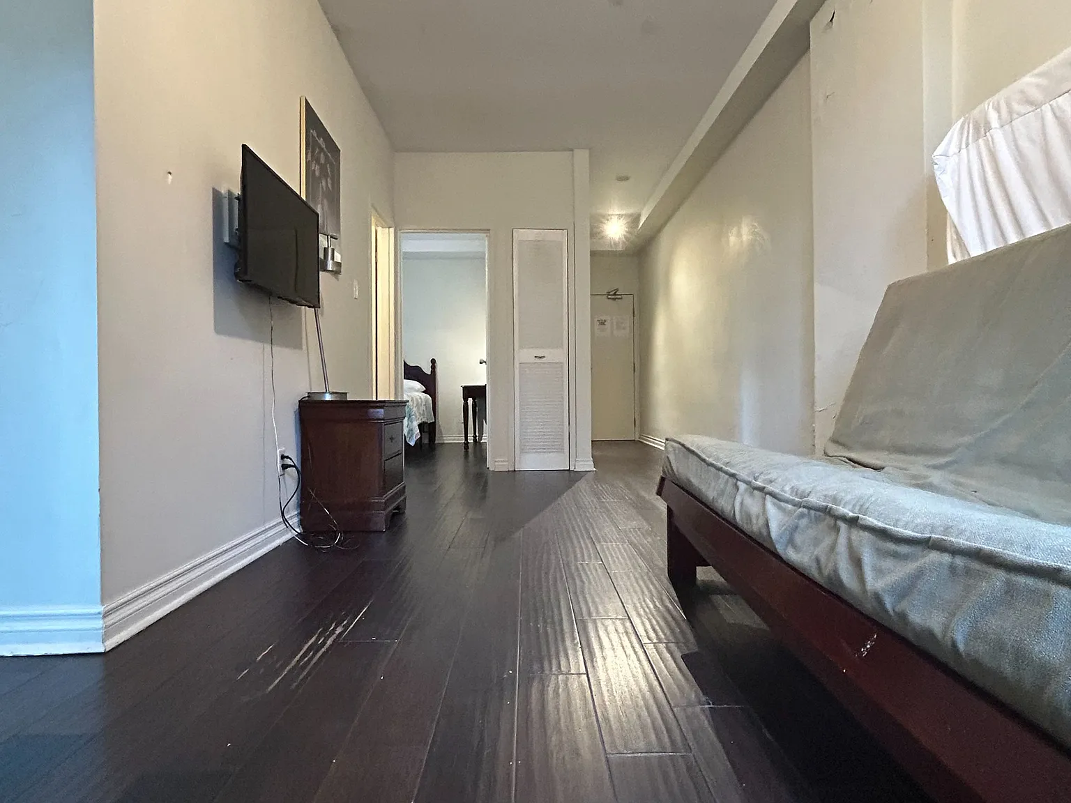 1 bed, $1,949 — Photo 3