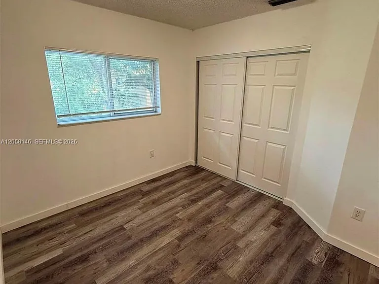 1650 NW 25th Ave #213 — Photo 8