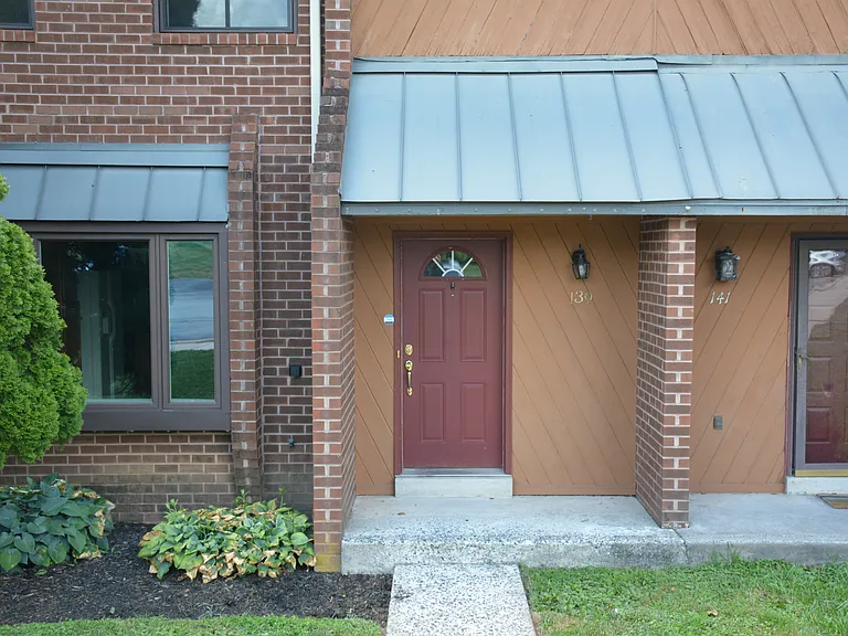 139 Talgrath Ct — Photo 4