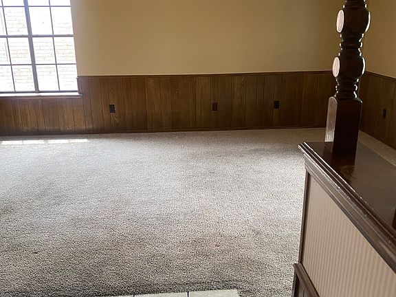 4th image of 1019 Sugarloaf Dr