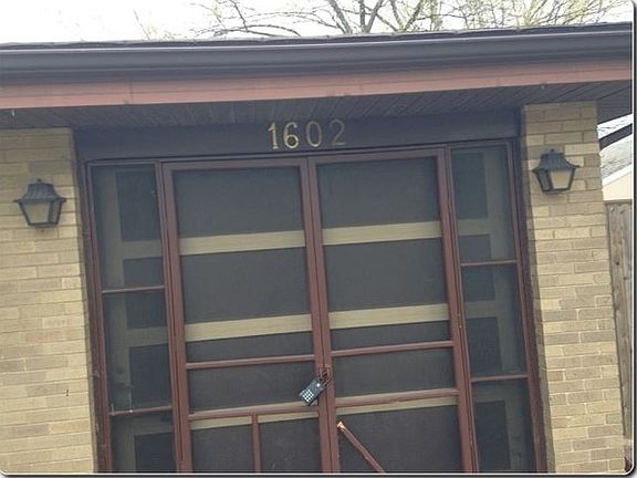 2nd image of 1602 W Campbell St