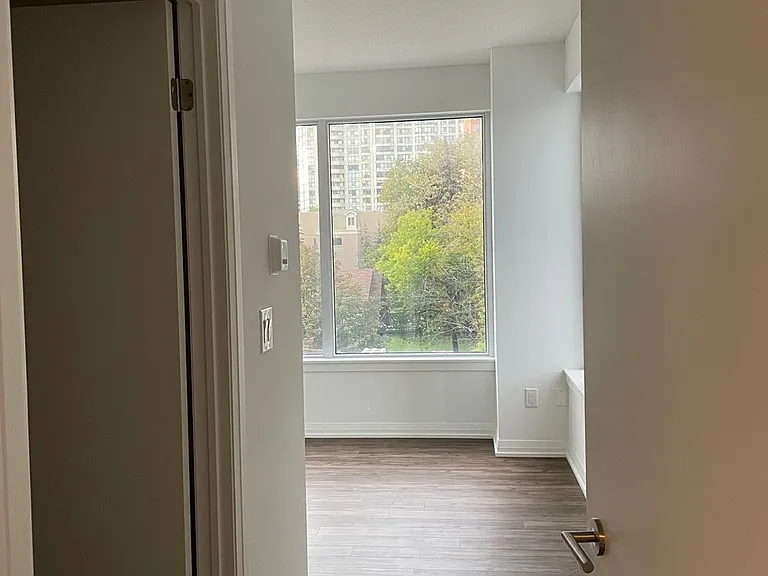 75 Canterbury Pl #516 — Photo 5