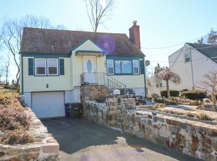 181 Lourmel St, Bridgeport, CT 06606
