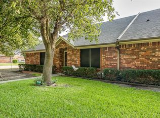 956 Austin Ct, Weatherford, TX 76086