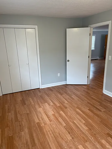 5 Lawrence Ave #4 Photo 1