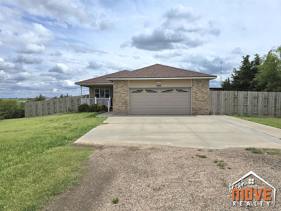 1st image of 7450 Lindsay Dr