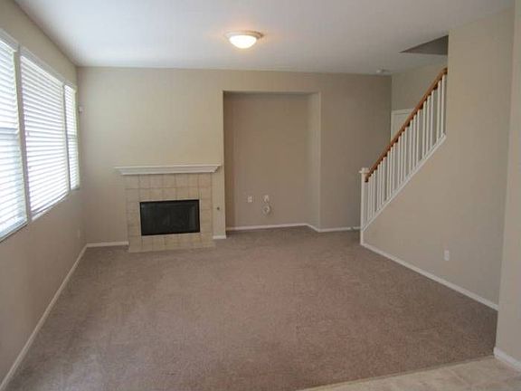 4th image of 859 Bryce Canyon Ave